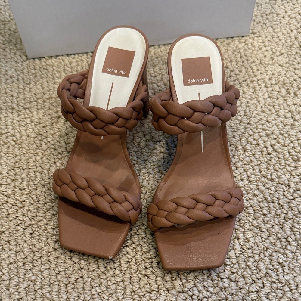 Dolce Vita Women's Tan Braided Sandals